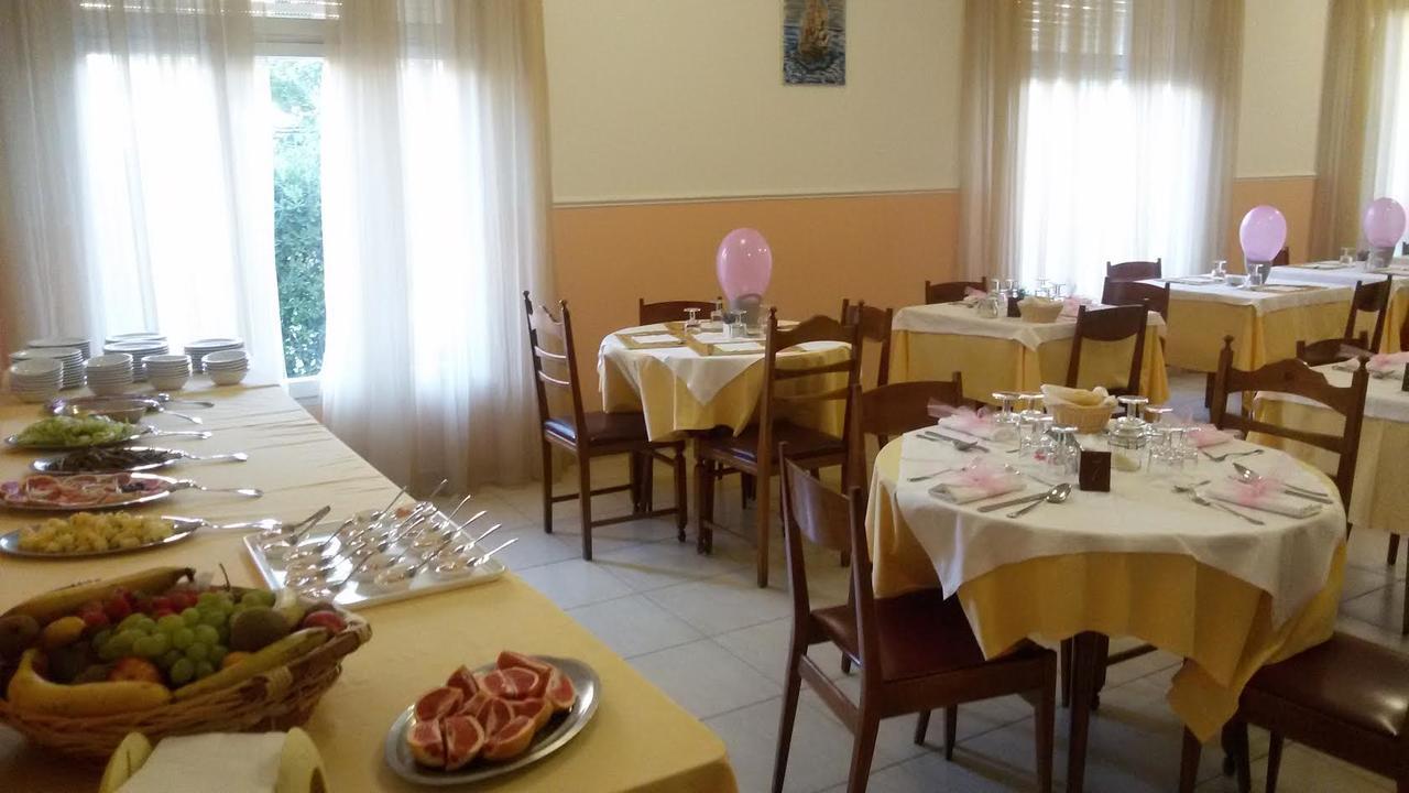 Hotel Ninfea Cervia Eksteriør bilde