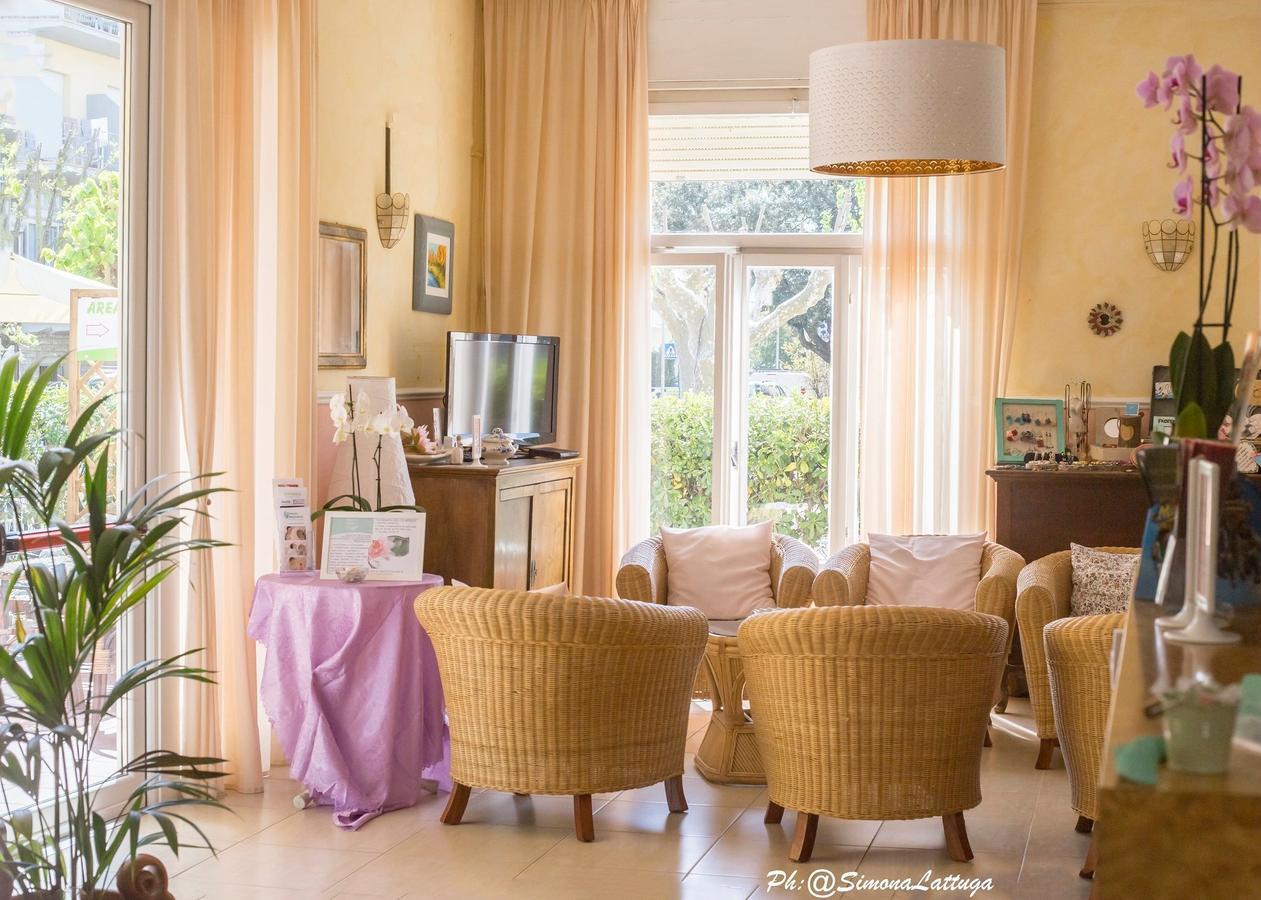 Hotel Ninfea Cervia Eksteriør bilde