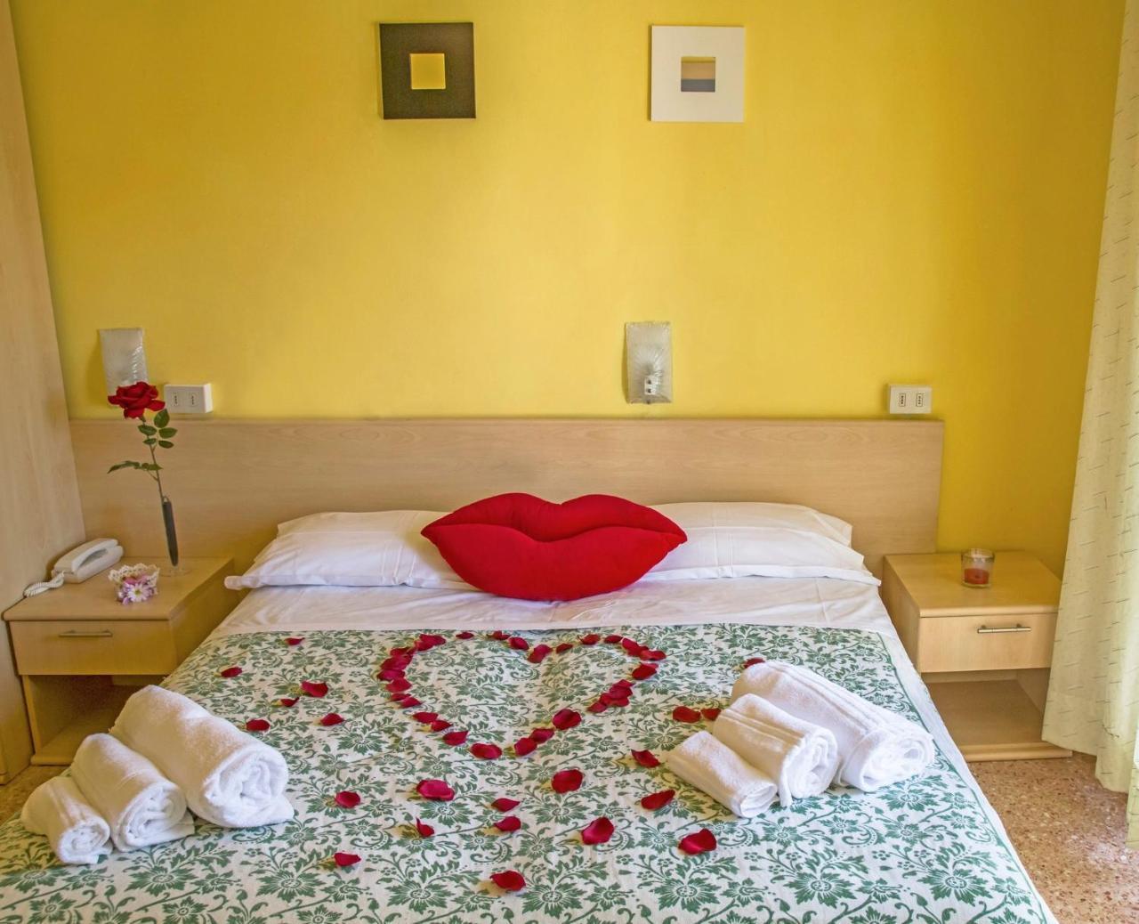 Hotel Ninfea Cervia Eksteriør bilde